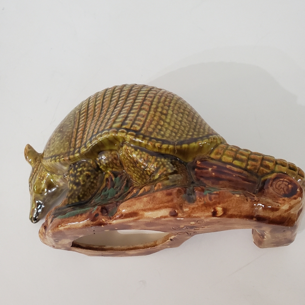 Ceramic Armadillo Figure 8.5L x 4.5H x 3.5"W 1996 No Cracks! Gag Gift! Unique! - Picture 11 of 15